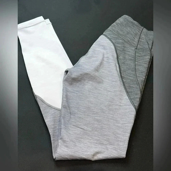 Lululemon Early Extension HR Tight 28” - Picture 1 of 2